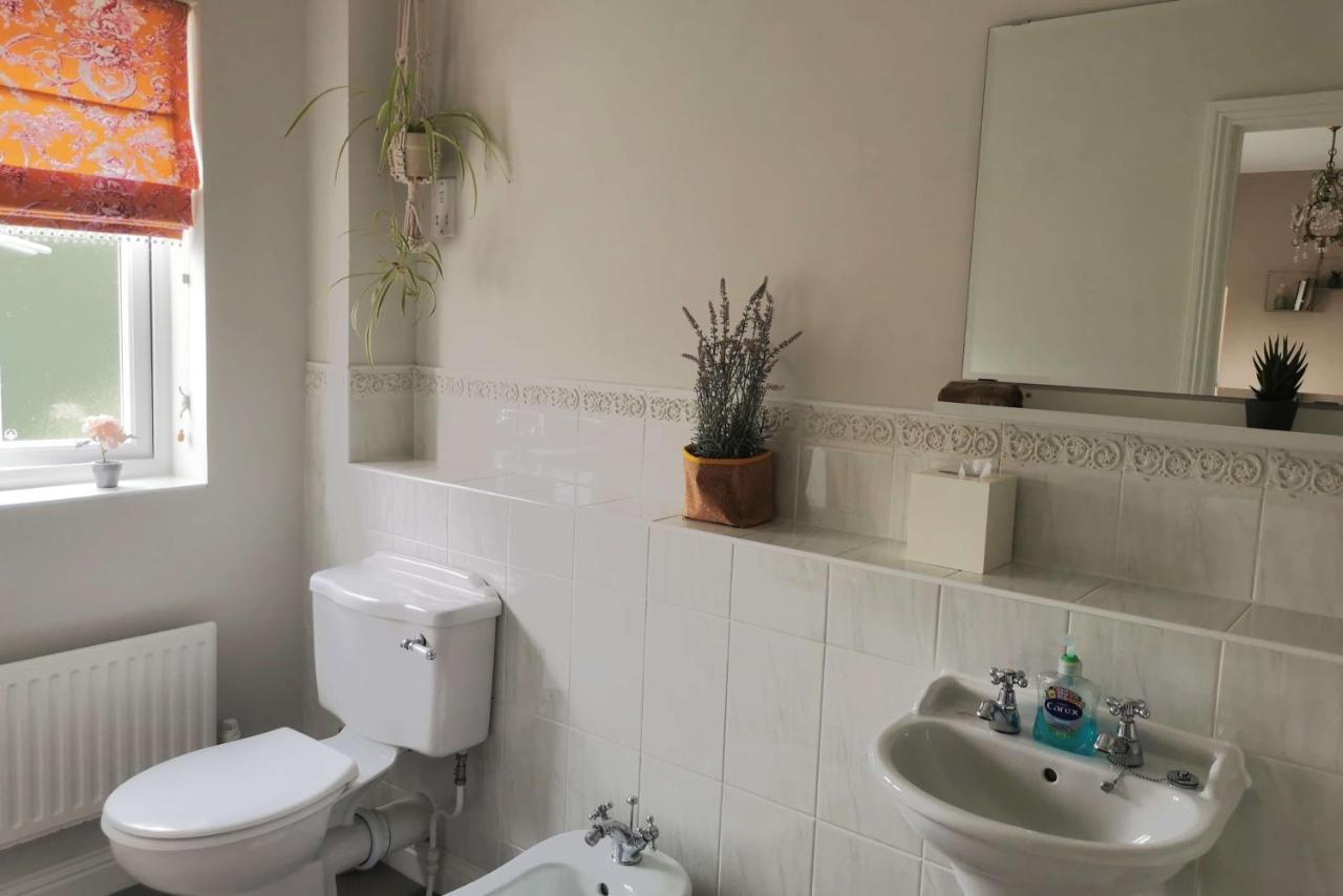 Bed and Breakfast Walton Crescent Winford Exteriér fotografie