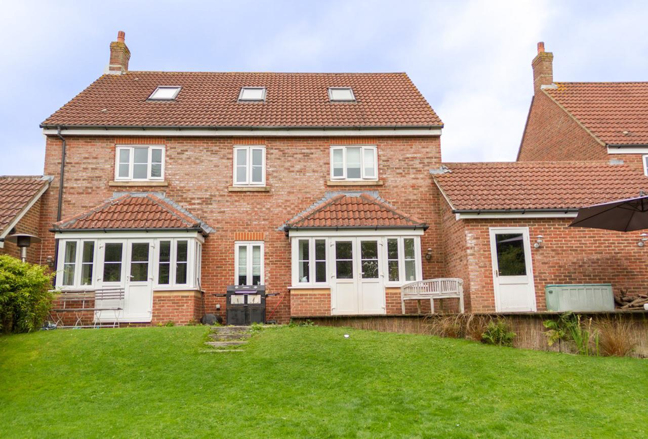 Bed and Breakfast Walton Crescent Winford Exteriér fotografie